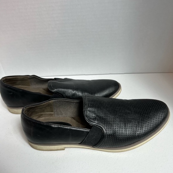 EuroSoft Vernelle black loafers, size 9M - Picture 3 of 7